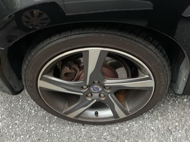 VOLVO VOLVO V60 2013