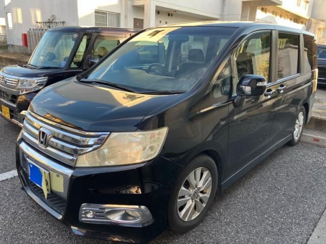 HONDA STEPWAGON SPADA 2011