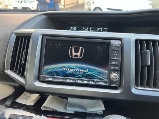 HONDA STEPWAGON SPADA 2011