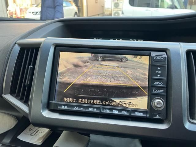 HONDA STEPWAGON SPADA 2011