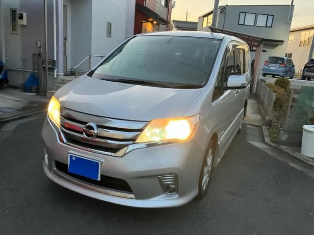 NISSAN SERENA  S-HYBRID 2013
