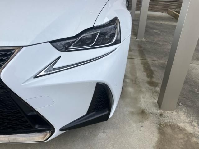 TOYOTA LEXUS IS300h 2017