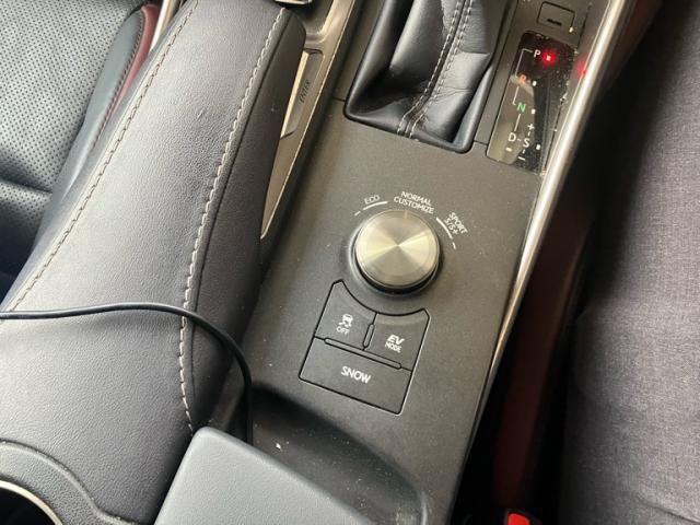 TOYOTA LEXUS IS300h 2017