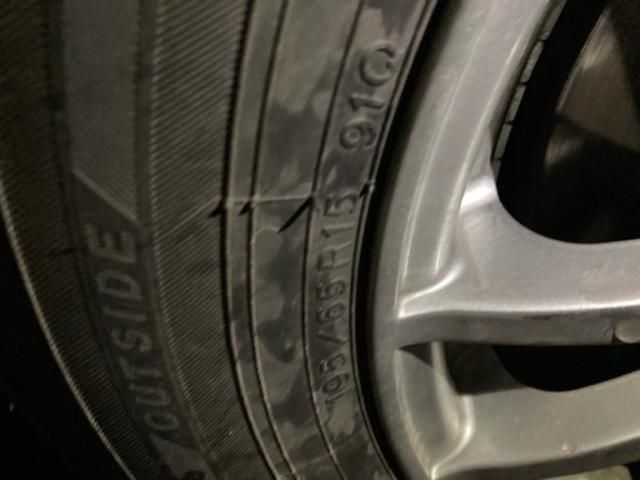 TOYOTA COROLLA FIELDER 4WD 2010