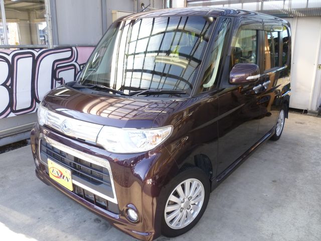 DAIHATSU TANTO CUSTOM 4WD 2011