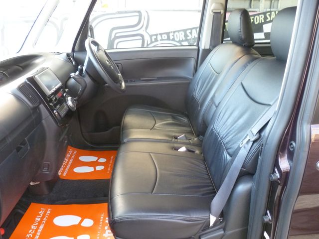 DAIHATSU TANTO CUSTOM 4WD 2011