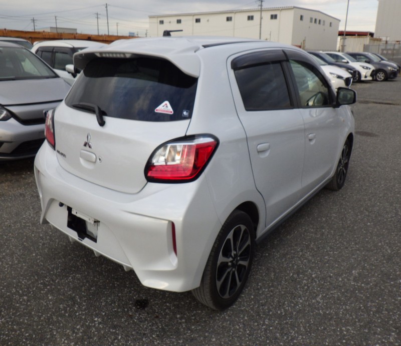 MITSUBISHI MIRAGE 2022/3