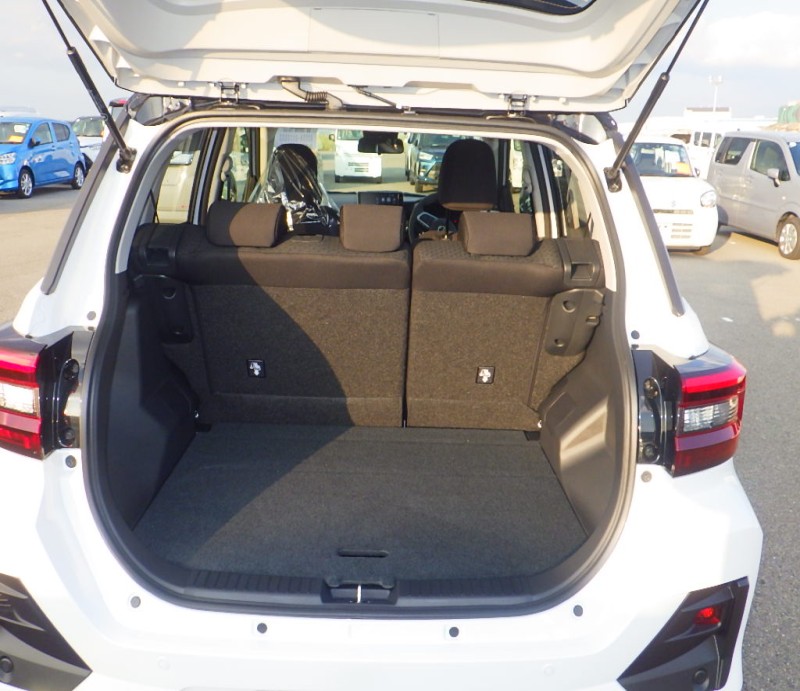 TOYOTA RAIZE 2025/10