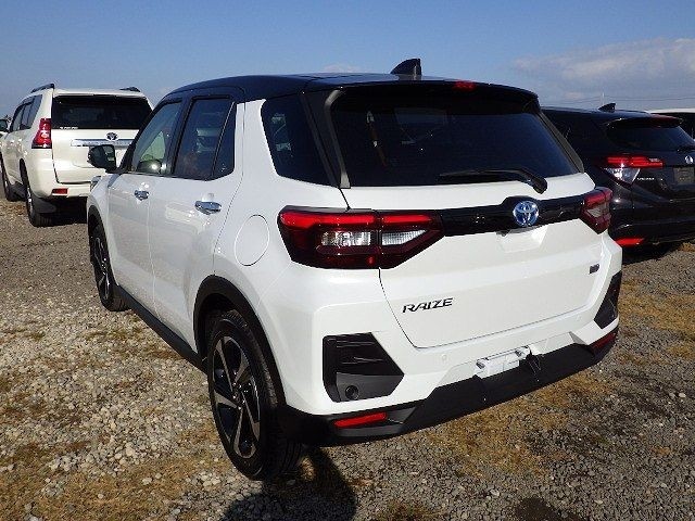 TOYOTA RAIZE 2025/10