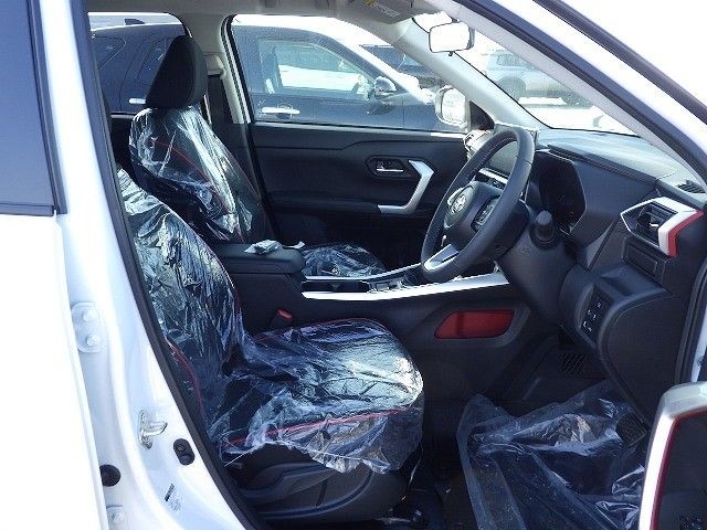 TOYOTA RAIZE 2025/10