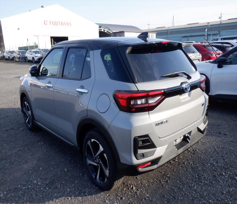 TOYOTA RAIZE 2025/10