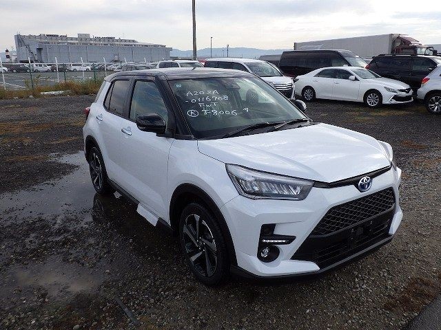 TOYOTA RAIZE 2025/10