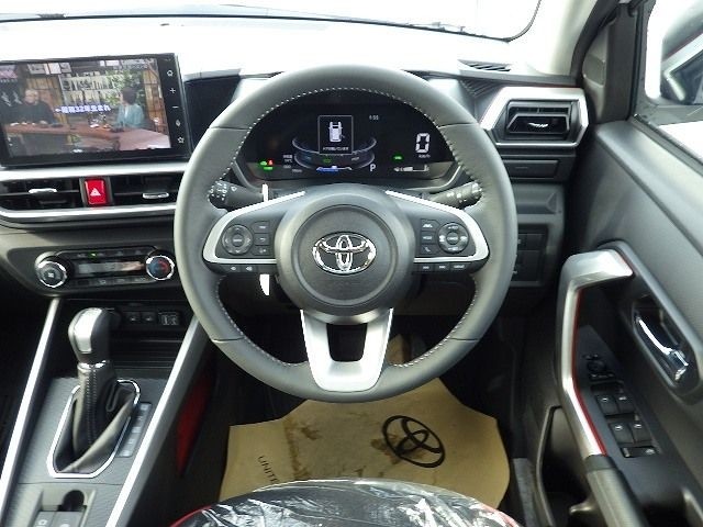 TOYOTA RAIZE 2025/10