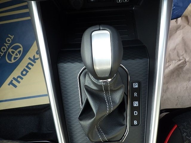 TOYOTA RAIZE 2025/10