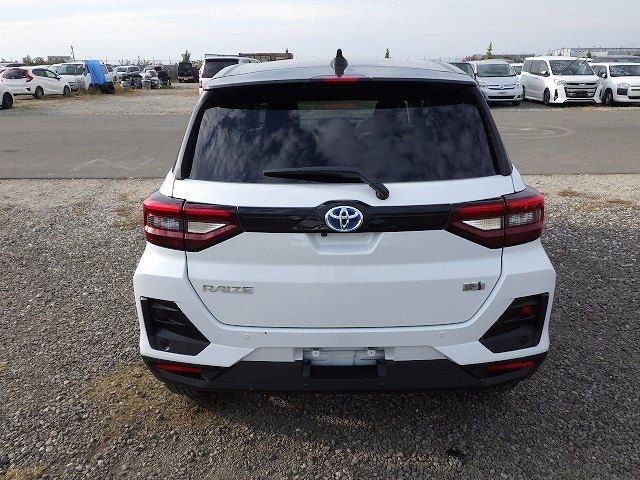 TOYOTA RAIZE 2025/10