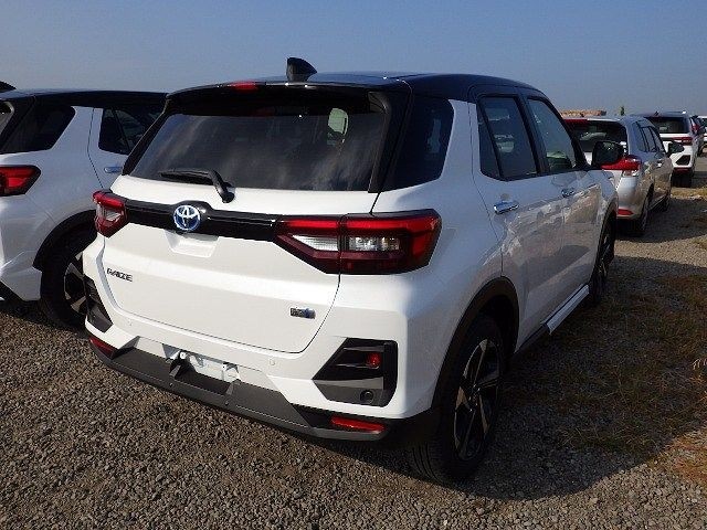 TOYOTA RAIZE 2025/10