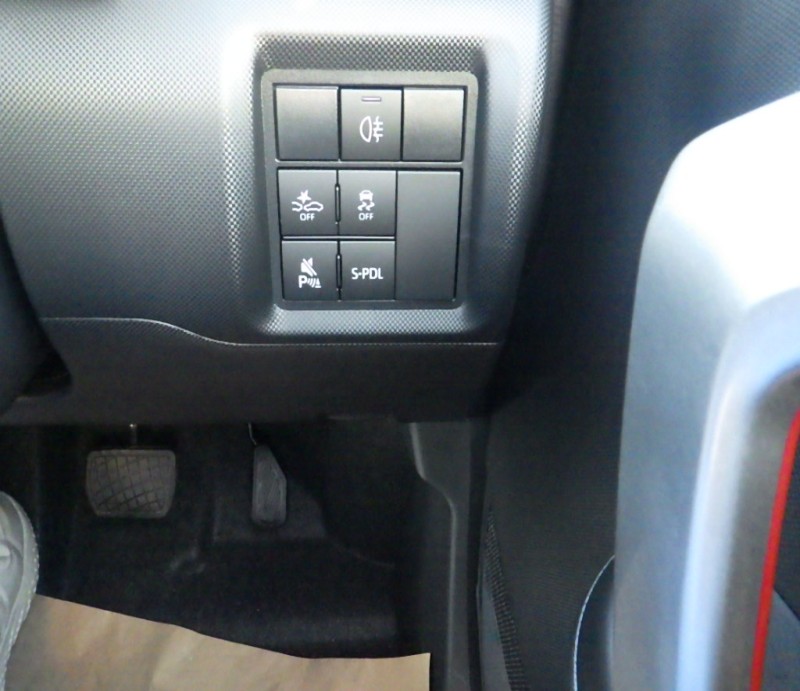 TOYOTA RAIZE 2025/11