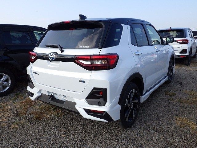 TOYOTA RAIZE 2025/10