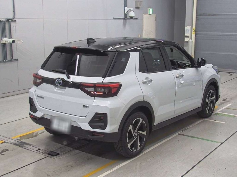 TOYOTA RAIZE 2025/10