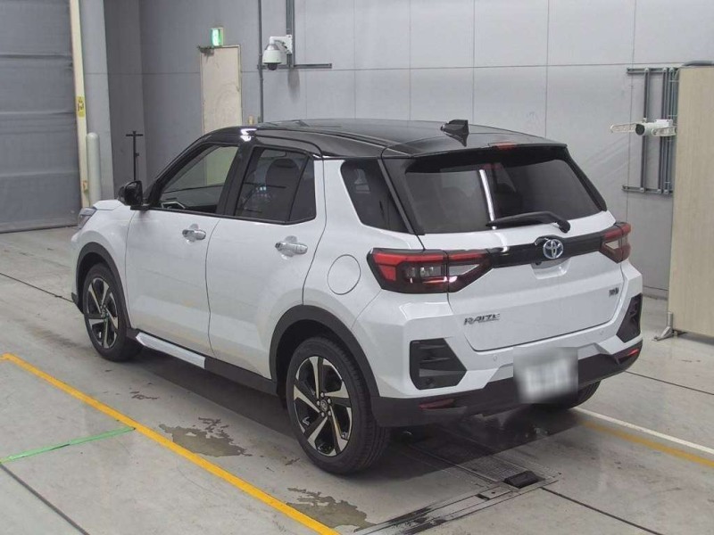 TOYOTA RAIZE 2025/10