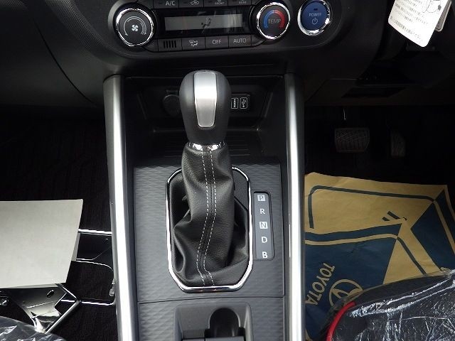 TOYOTA RAIZE 2025/10