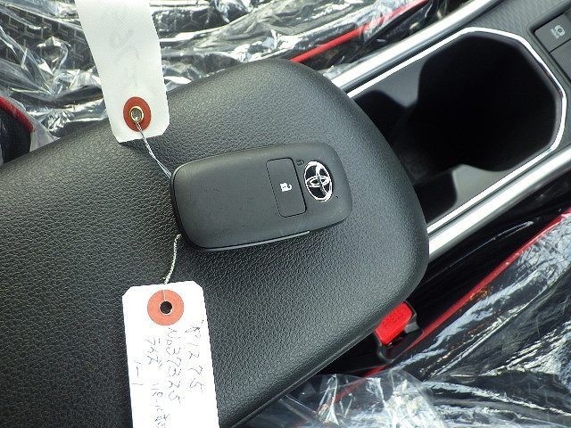 TOYOTA RAIZE 2025/10