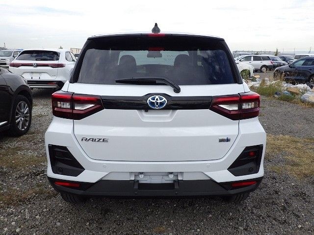 TOYOTA RAIZE 2025/10
