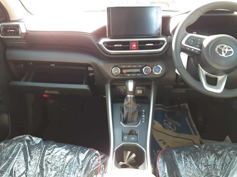 TOYOTA RAIZE 2025/11