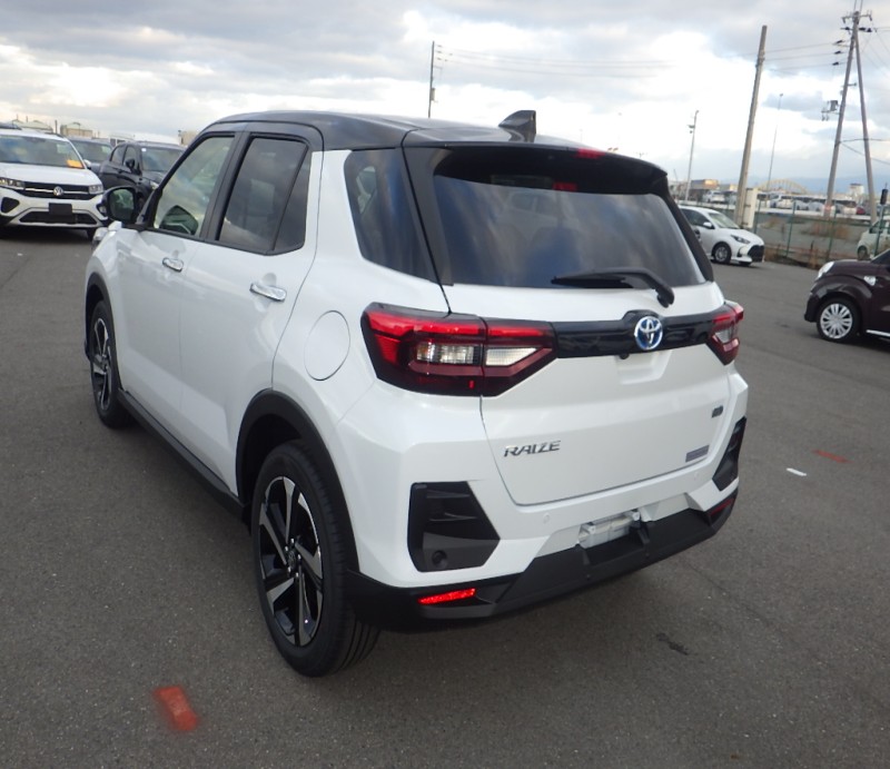 TOYOTA RAIZE 2025/11