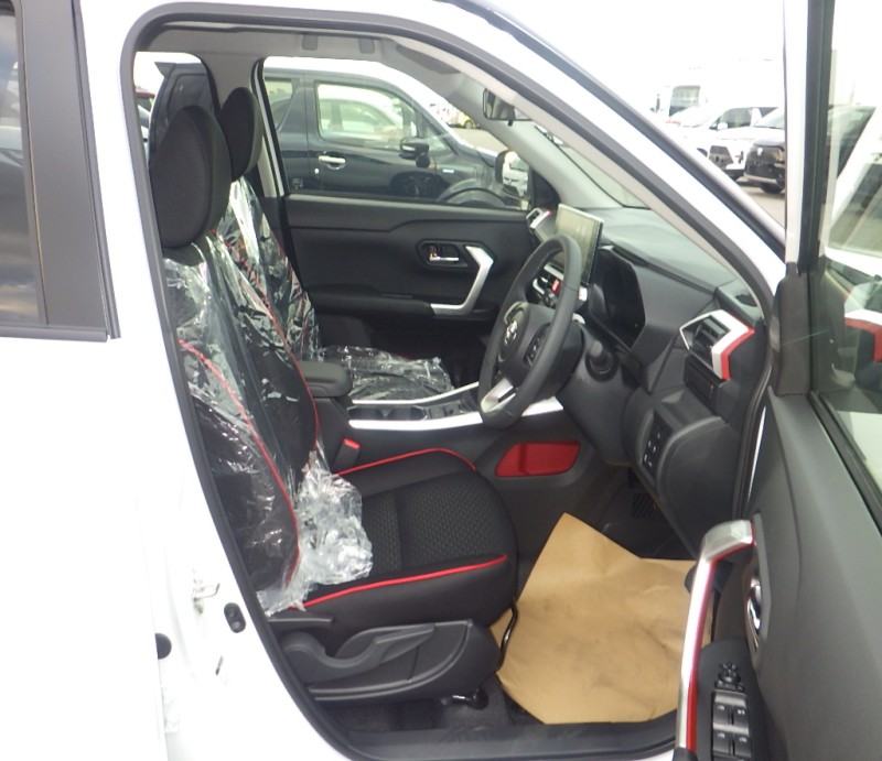 TOYOTA RAIZE 2025/11