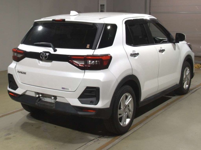TOYOTA RAIZE 2023/4