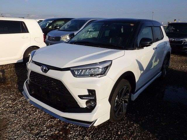 TOYOTA RAIZE 2025/10