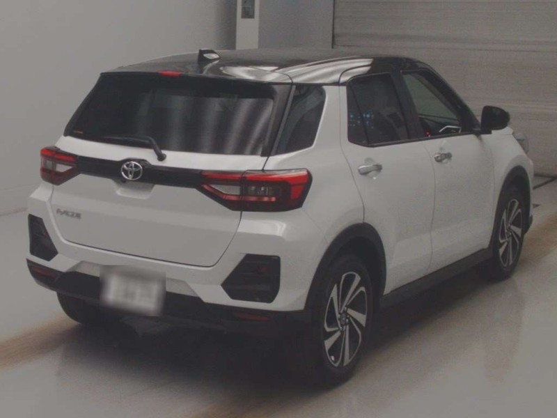 TOYOTA RAIZE 2025/10