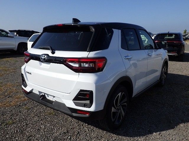 TOYOTA RAIZE 2025/11