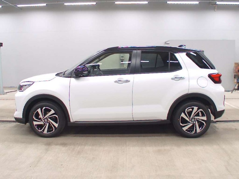 TOYOTA RAIZE 2025/11