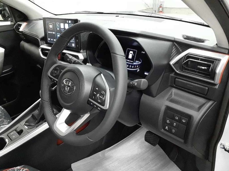 TOYOTA RAIZE 2025/11