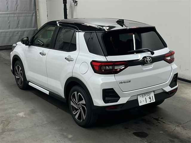 TOYOTA RAIZE 2025/11