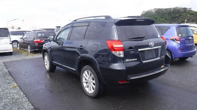 TOYOTA VANGUARD 2010/3