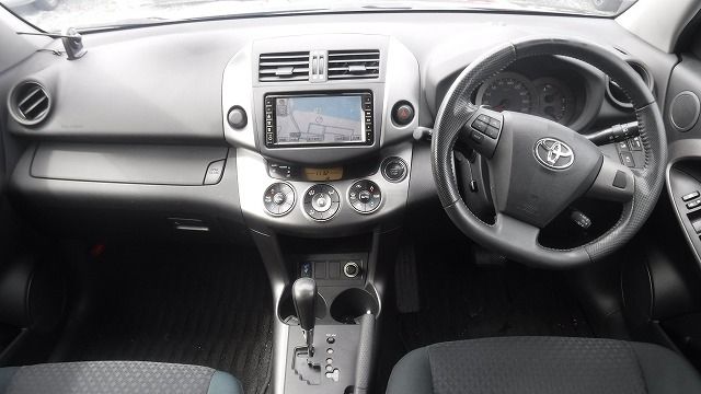 TOYOTA VANGUARD 2010/3