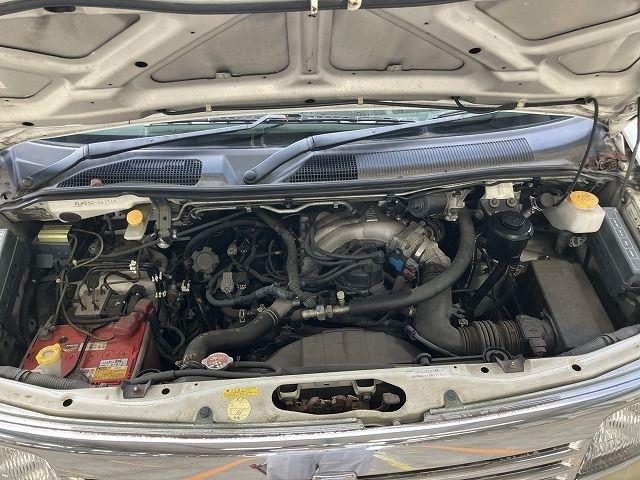 NISSAN ELGRAND 1999/6