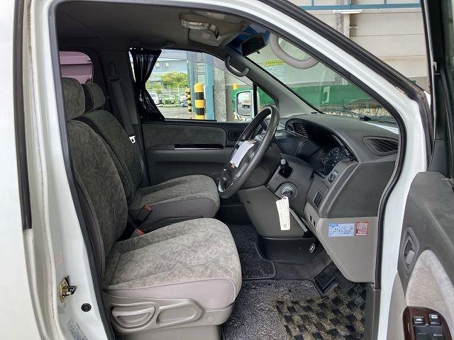 NISSAN ELGRAND 1999/6