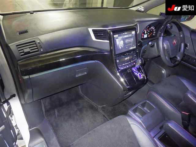 TOYOTA VELLFIRE 2013/2