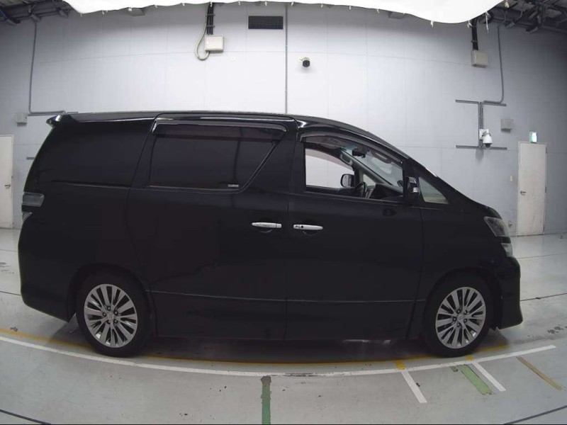 TOYOTA VELLFIRE 2014/10