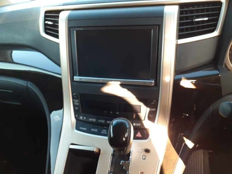 TOYOTA VELLFIRE 2014/10