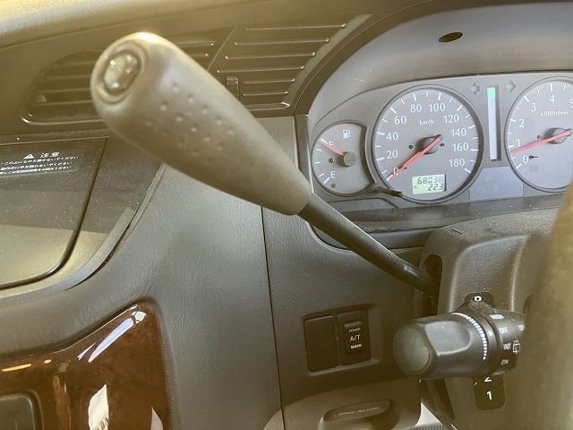 NISSAN ELGRAND 2001/1