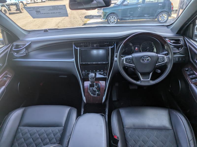 TOYOTA HARRIER 2016/12