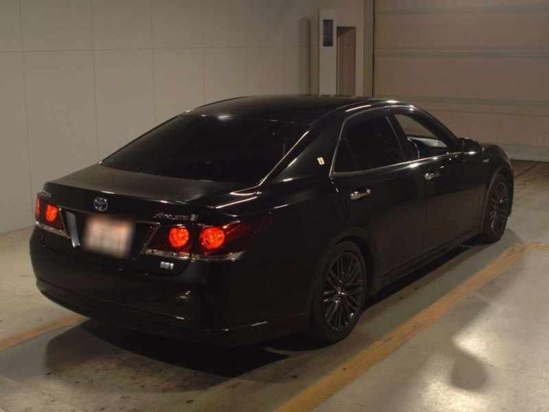 TOYOTA CROWN 2015/9