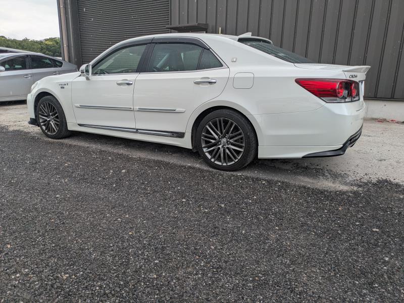 TOYOTA CROWN 2017/3