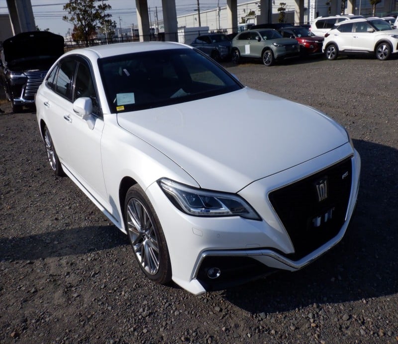 TOYOTA CROWN 2022/6