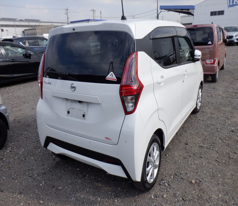NISSAN DAYZ 2023/6